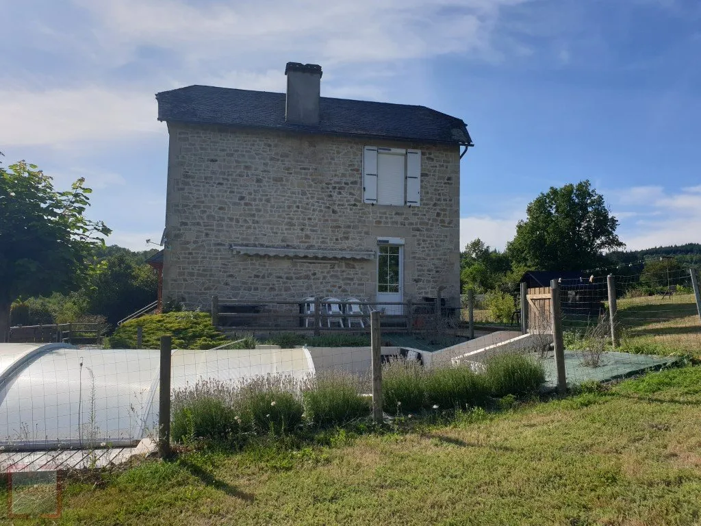 BEAUTIFUL PROPERTY IN QUIET