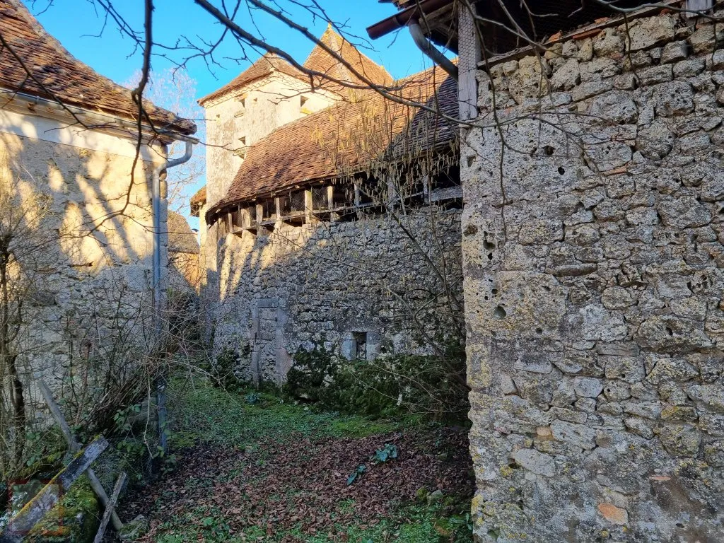 HOUSE OF CHARACTER TO RESTORED