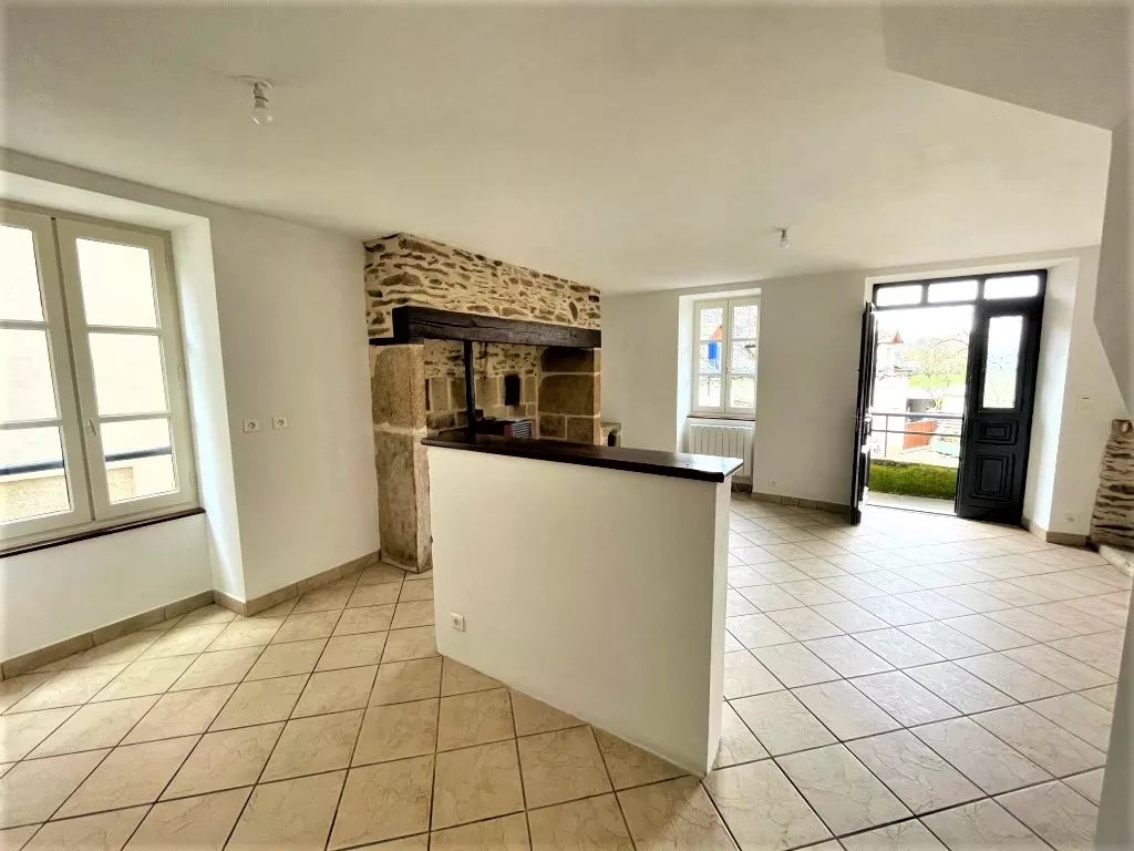 A LOUER APPARTEMENT T2 AVEC CAVE