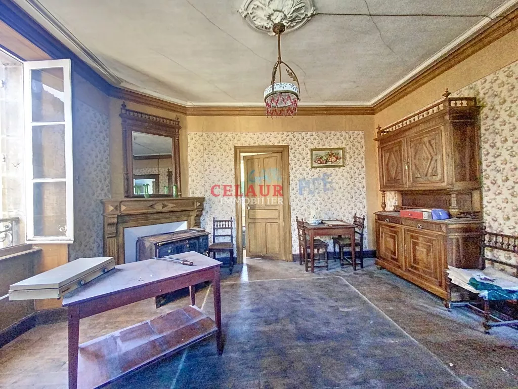 MAISON DE CARACTÈRE À RÉNOVER