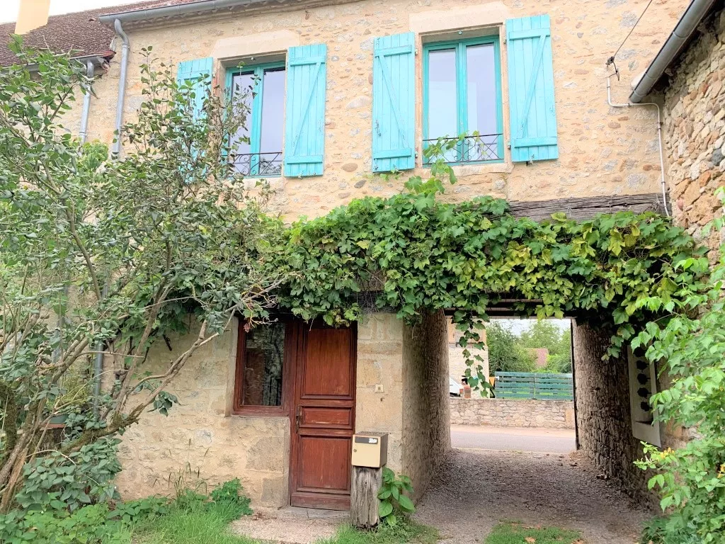PETITE MAISON DE VILLE