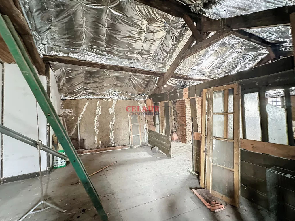 IMMEUBLE DE RAPPORT A RENOVER