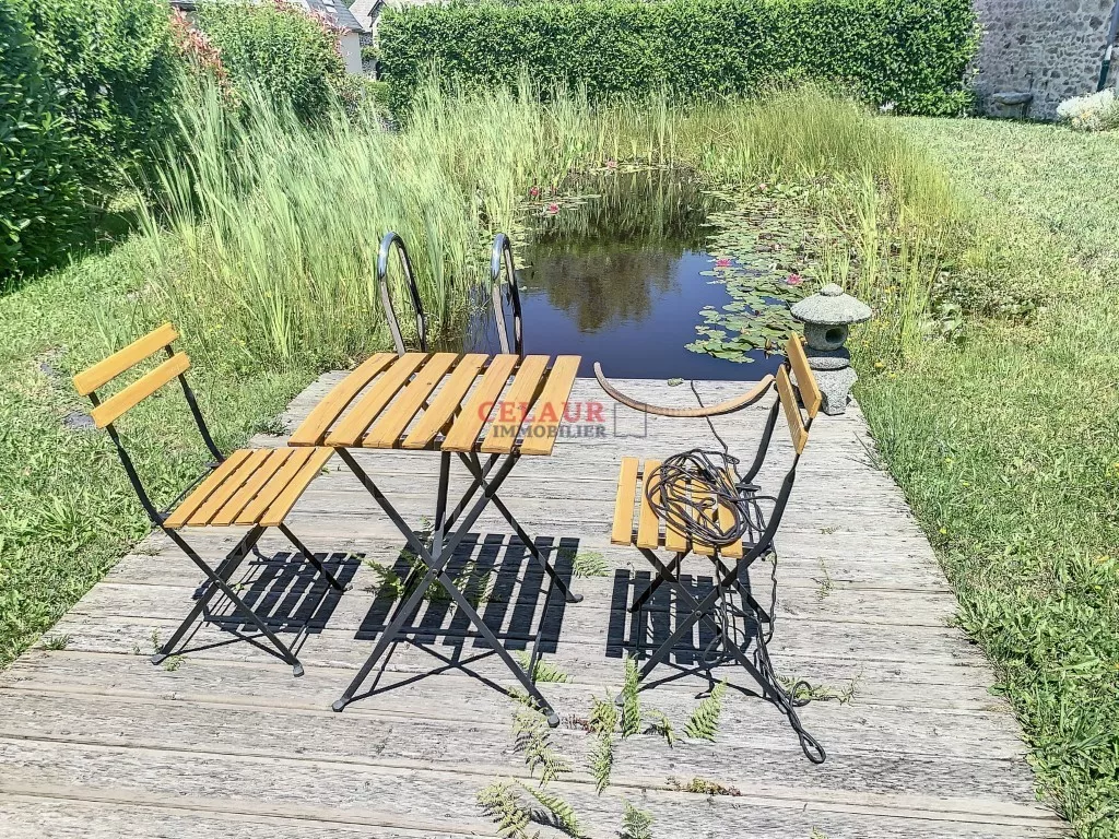 Property of character in Soursac (19550) - Dupli