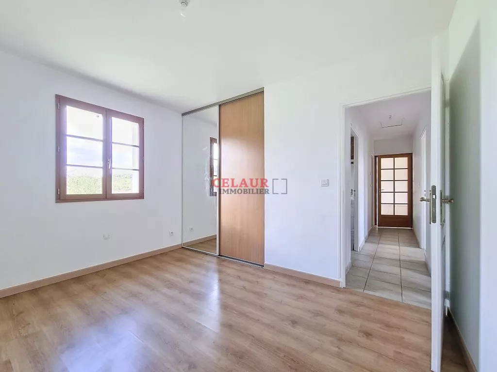 MAISON PERIGOURDINE AVEC JOLIE VUE