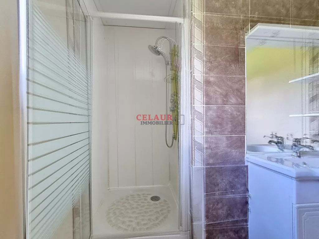 MAISON PERIGOURDINE AVEC JOLIE VUE