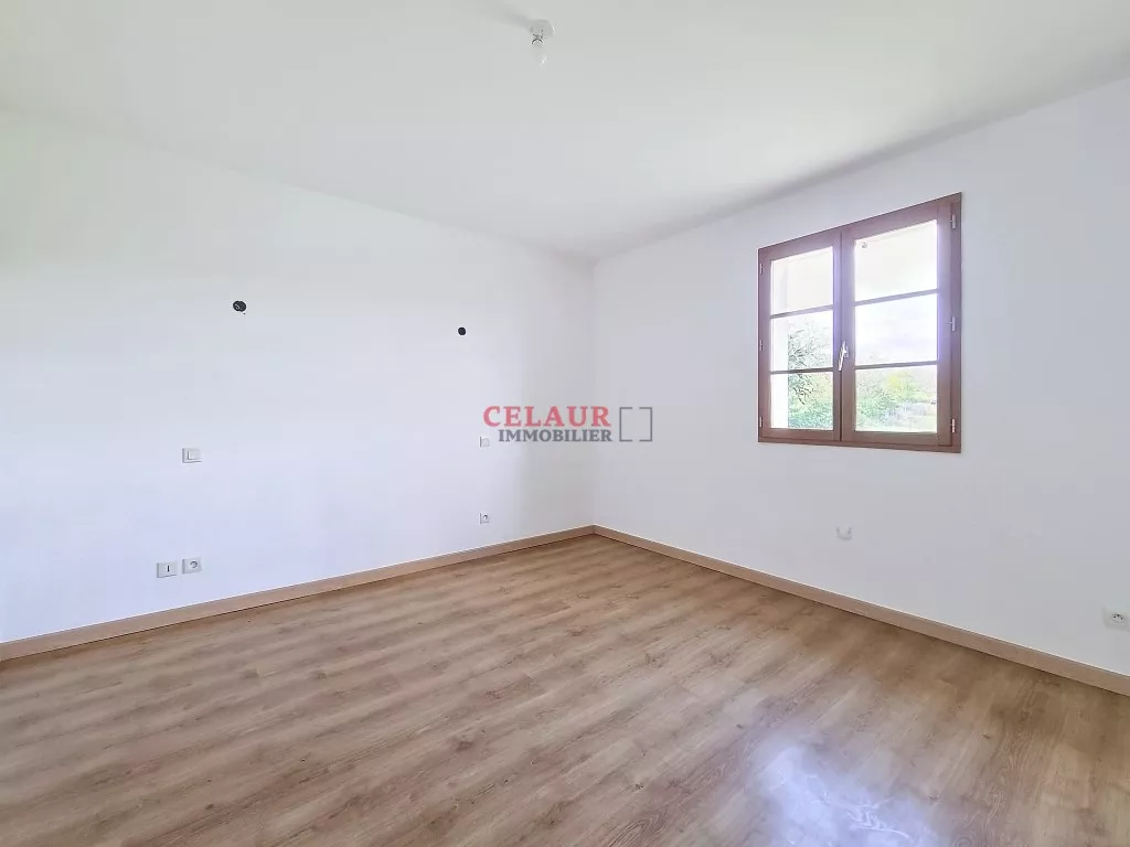 MAISON PERIGOURDINE AVEC JOLIE VUE