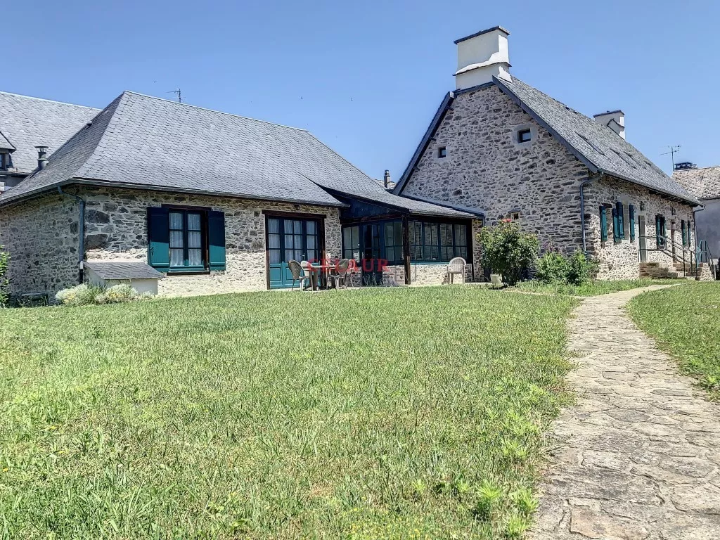 Property of character in Soursac (19550) - Dupli