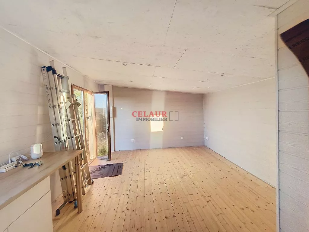 CHALET SUR TERRAIN A BATIR DE 3980 M²