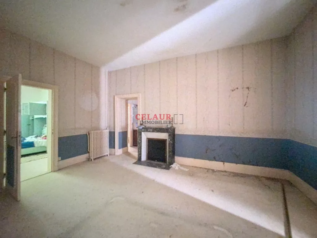 CHARMANTE PROPRIÉTÉ À RÉNOVER