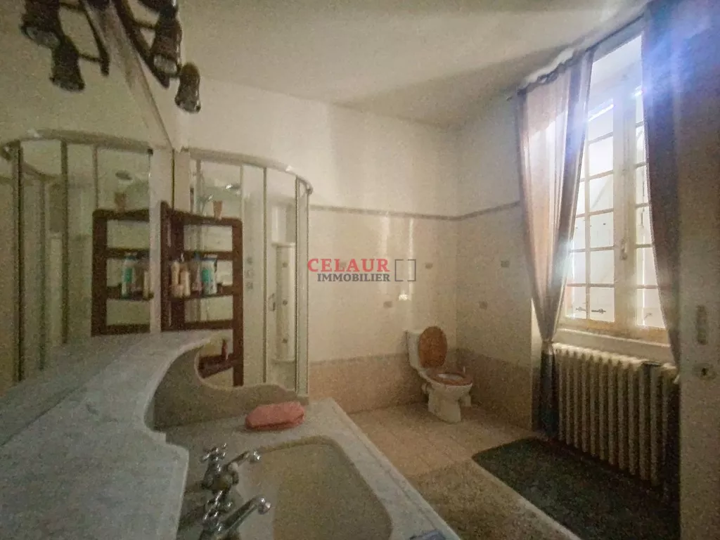 CHARMANTE PROPRIÉTÉ À RÉNOVER