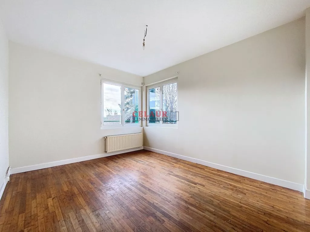 APPARTEMENT T3 PROCHE LAC