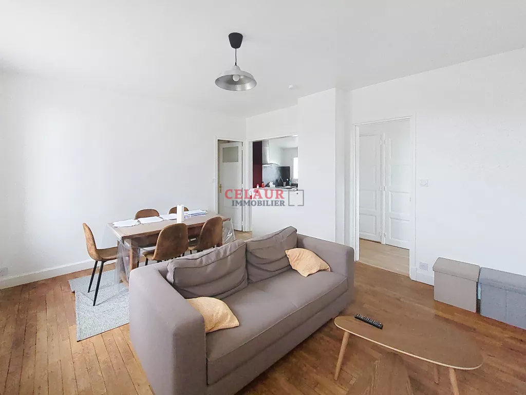 Chambre en colocation meublée