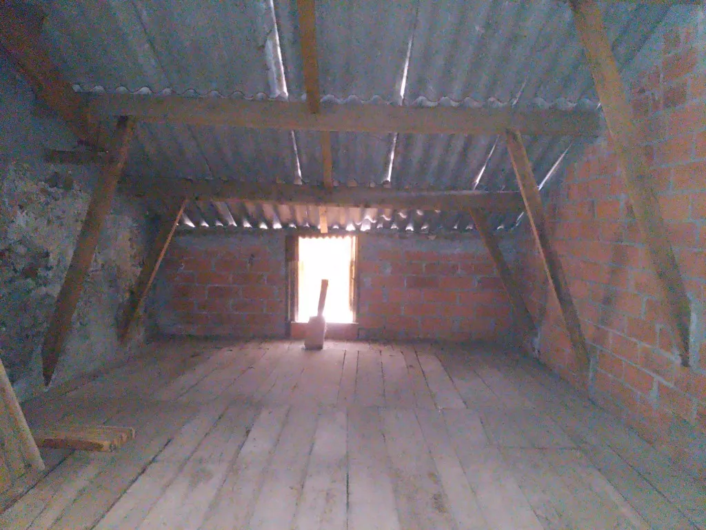 IMMEUBLE ENTIER A RENOVER