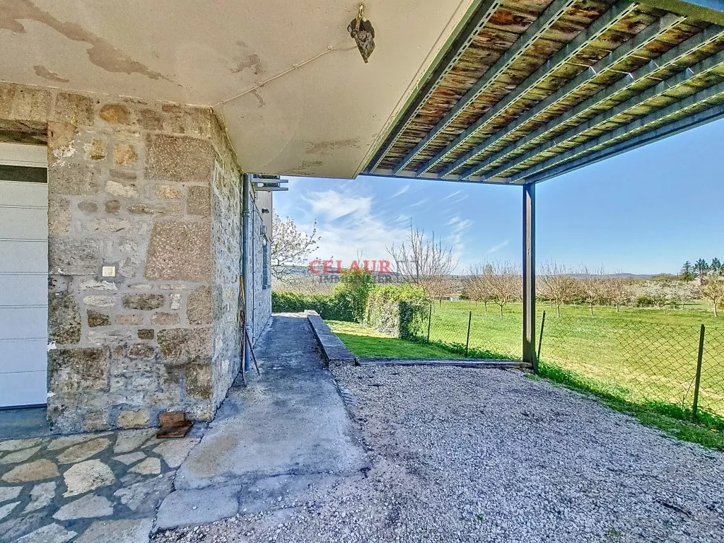 HOUSE WITH TERRACE AND NICE VIEW