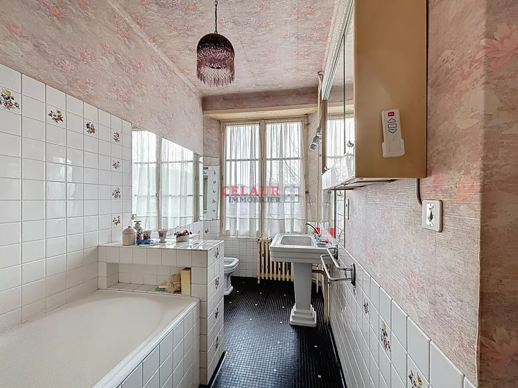 MAISON BOURGEOISE CENTRE D'ARGENTAT