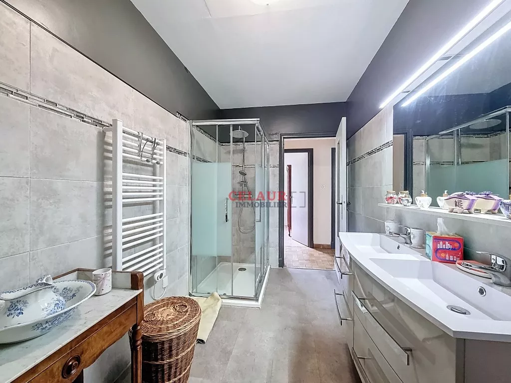 Dry stone villa with panoramic view.