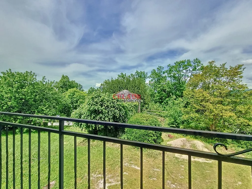 Dry stone villa with panoramic view.