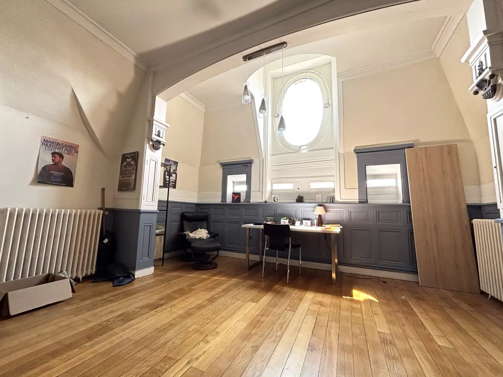 Appartement ancien dans une petite copropriété