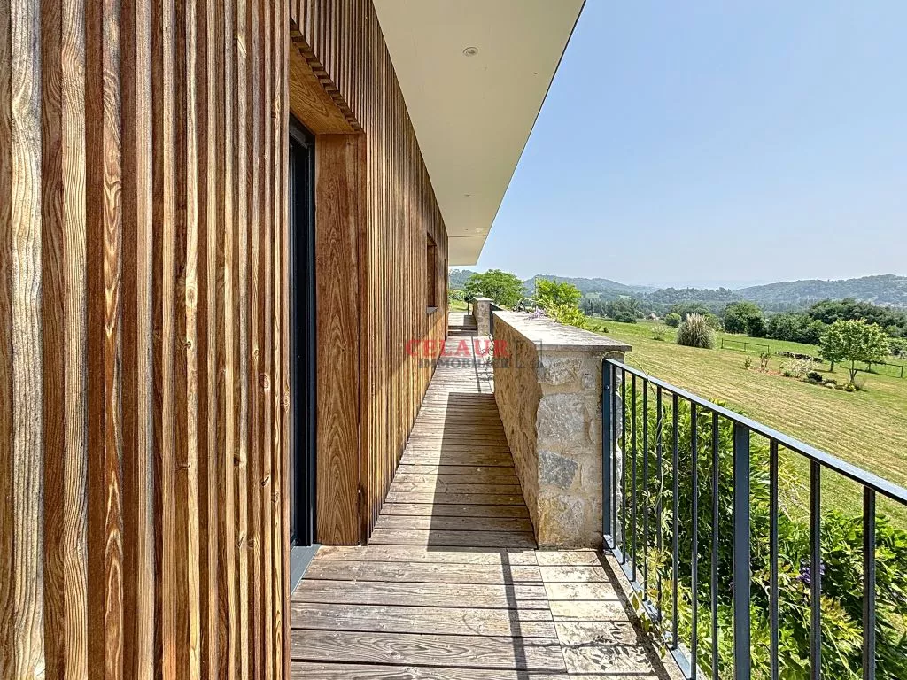 MAISON D'ARCHITECTE SUR 7000 M&sup2; VUE PANORAMIQUE