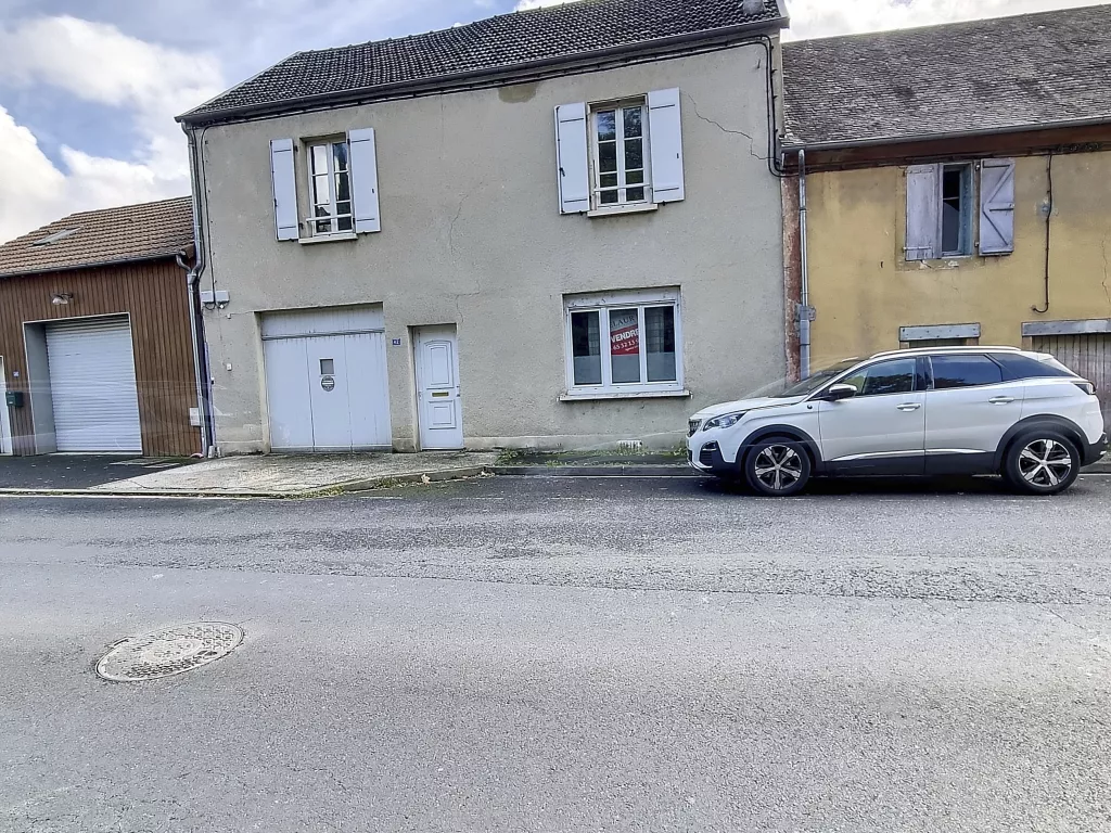 Maison Vayrac Centre avec petite cour