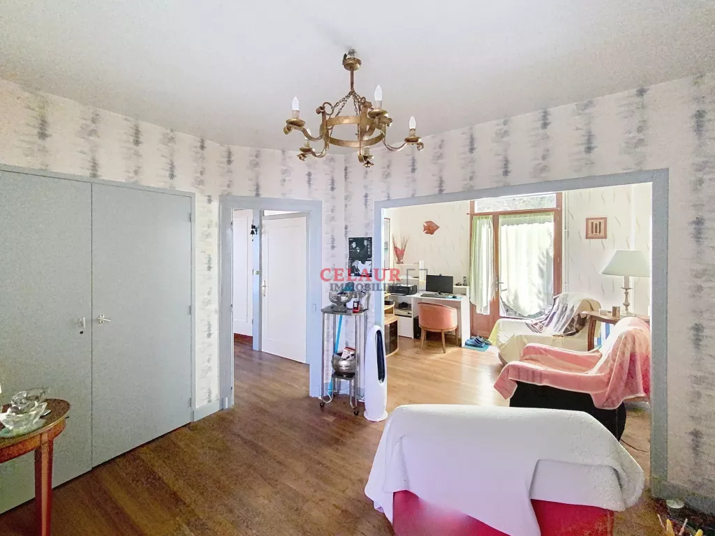 MAISON 102 M2 À DEUX PAS DU BOURG DE LAGUENNE