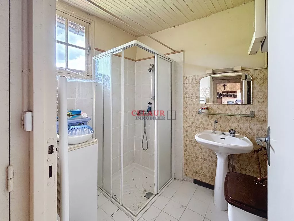 MAISON EN PIERRE AVEC DEPENDANCE SUR 1770 M² DE TERRAIN