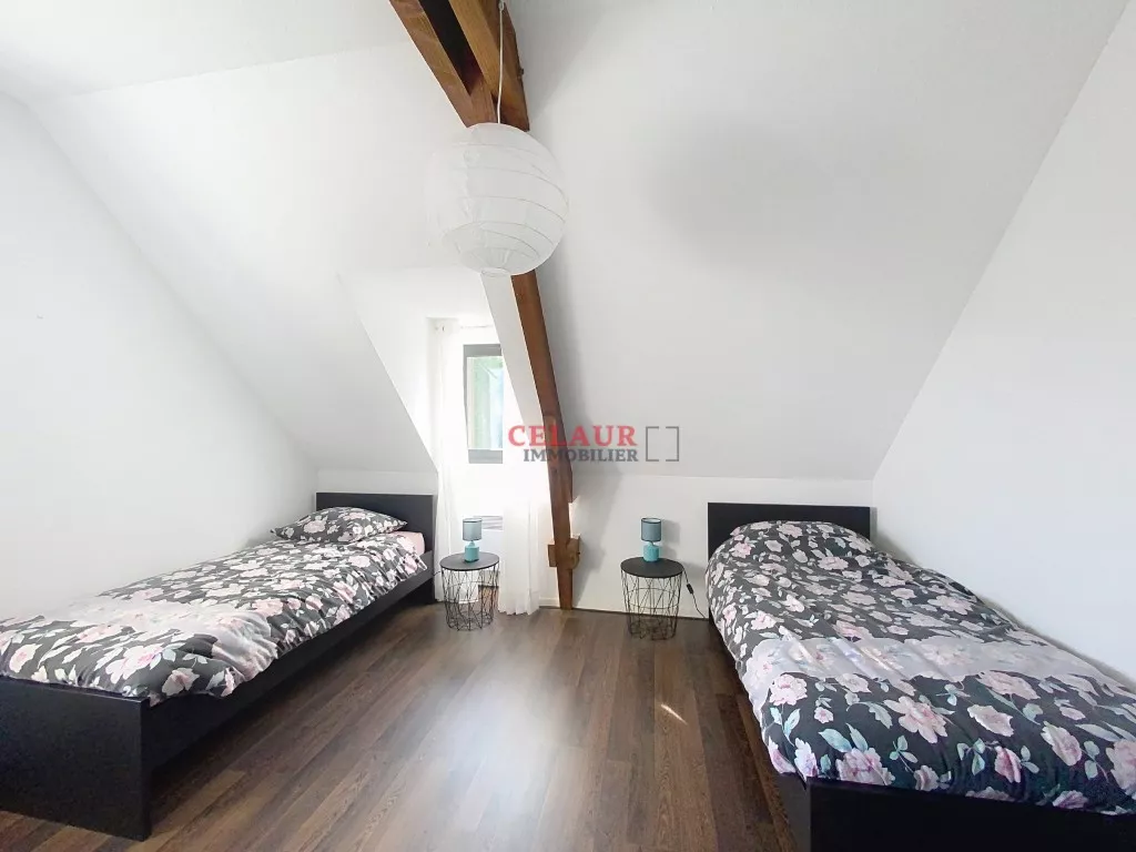 À DEUX PAS DE SEILHAC