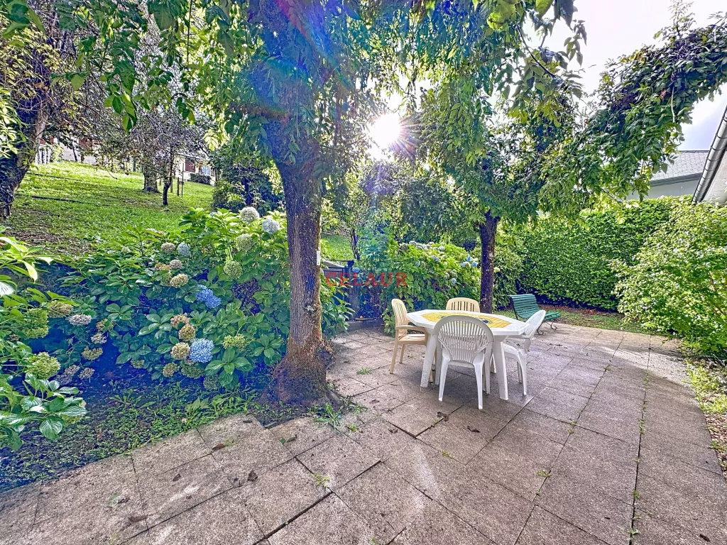 CHARMANTE MAISON AVEC VUE