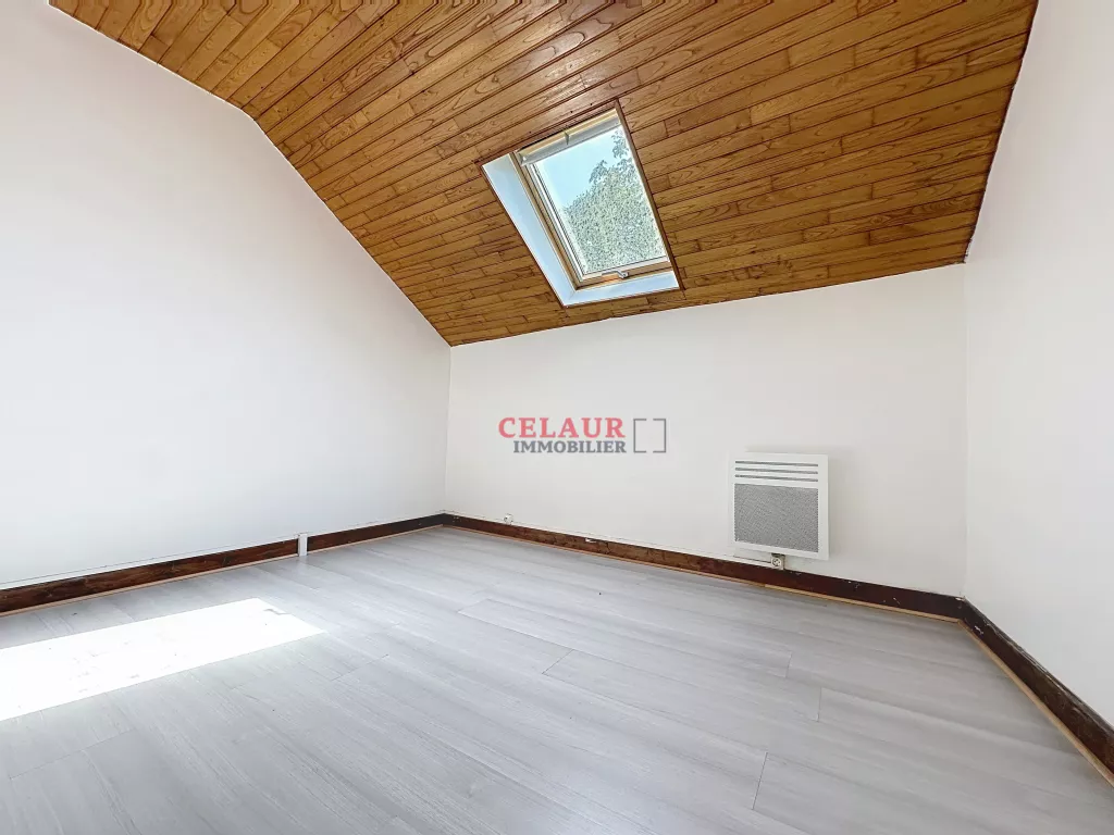 ENSEMBLE EN PIERRE ENTRE TULLE ET BRIVE