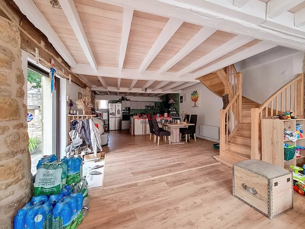 CHARACTER HOUSE ON THE EDGE OF THE DORDOGNE