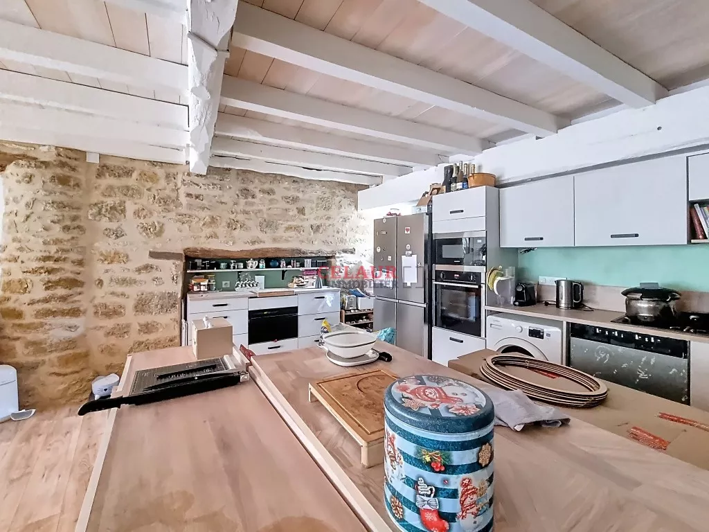 CHARACTER HOUSE ON THE EDGE OF THE DORDOGNE