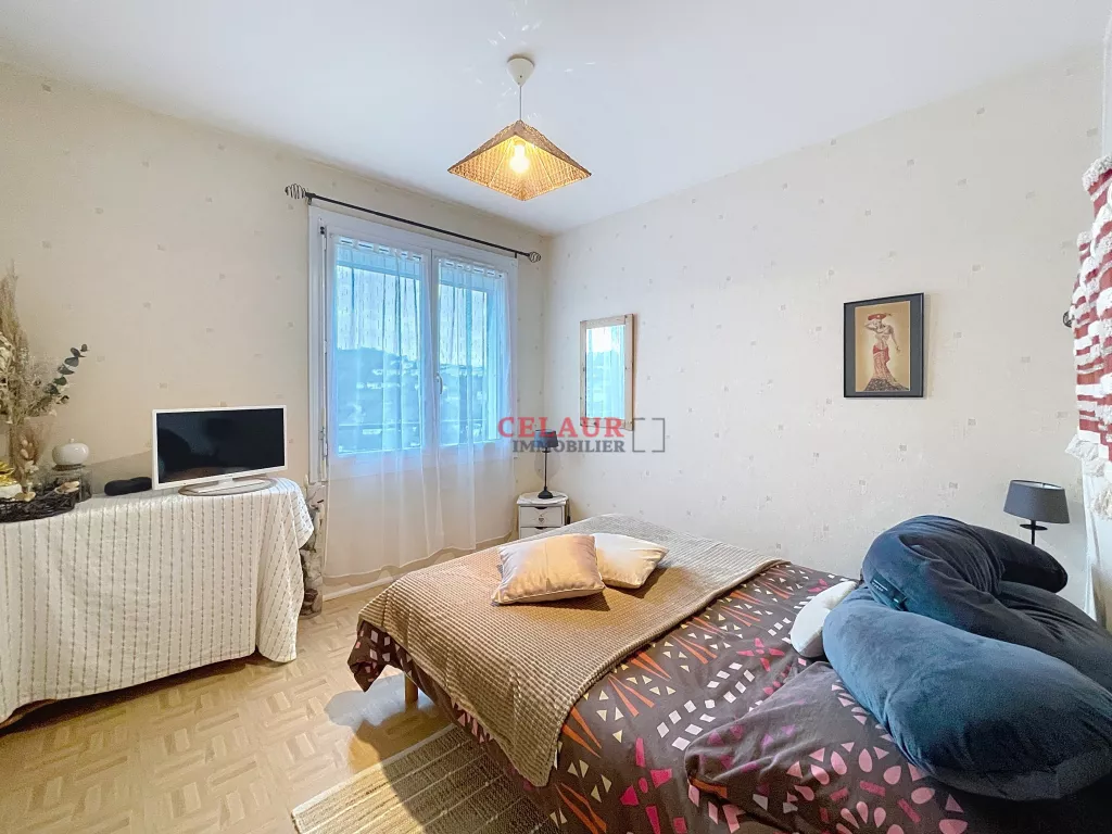 APPARTEMENT 3 CHAMBRES AVEC ASCENCEUR