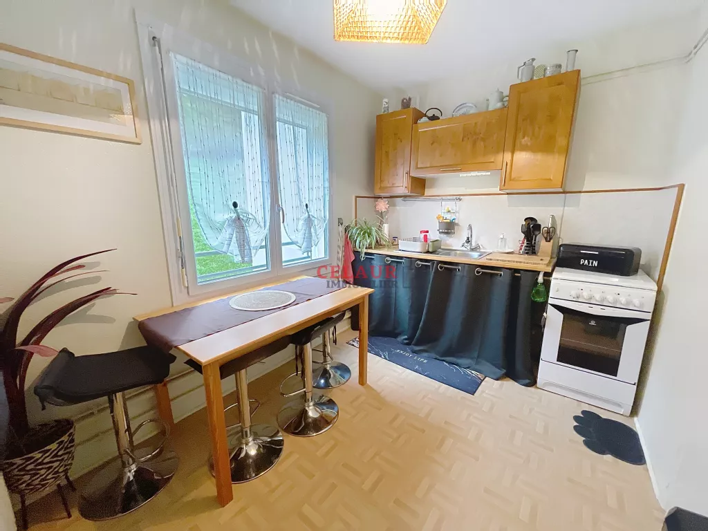 APPARTEMENT 3 CHAMBRES AVEC ASCENCEUR