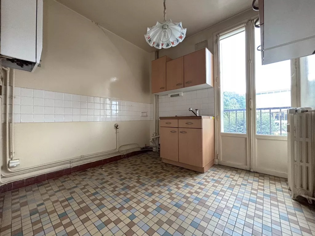 Appartement T3 lumineux à rénover