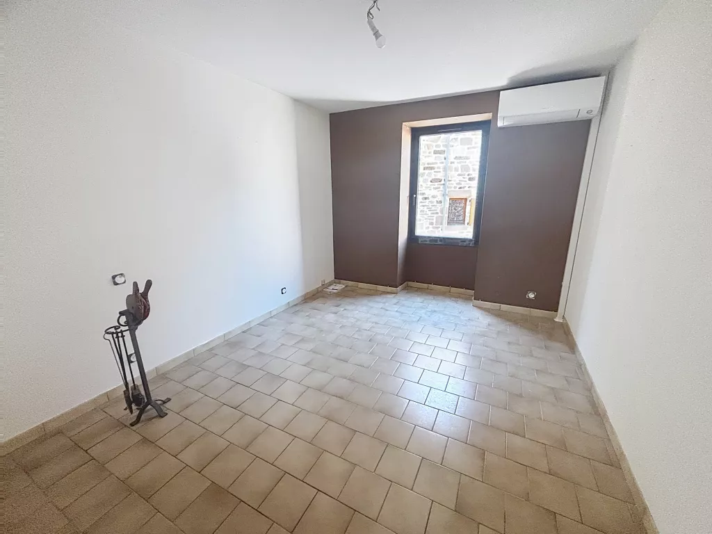 Jolie maison en pierre