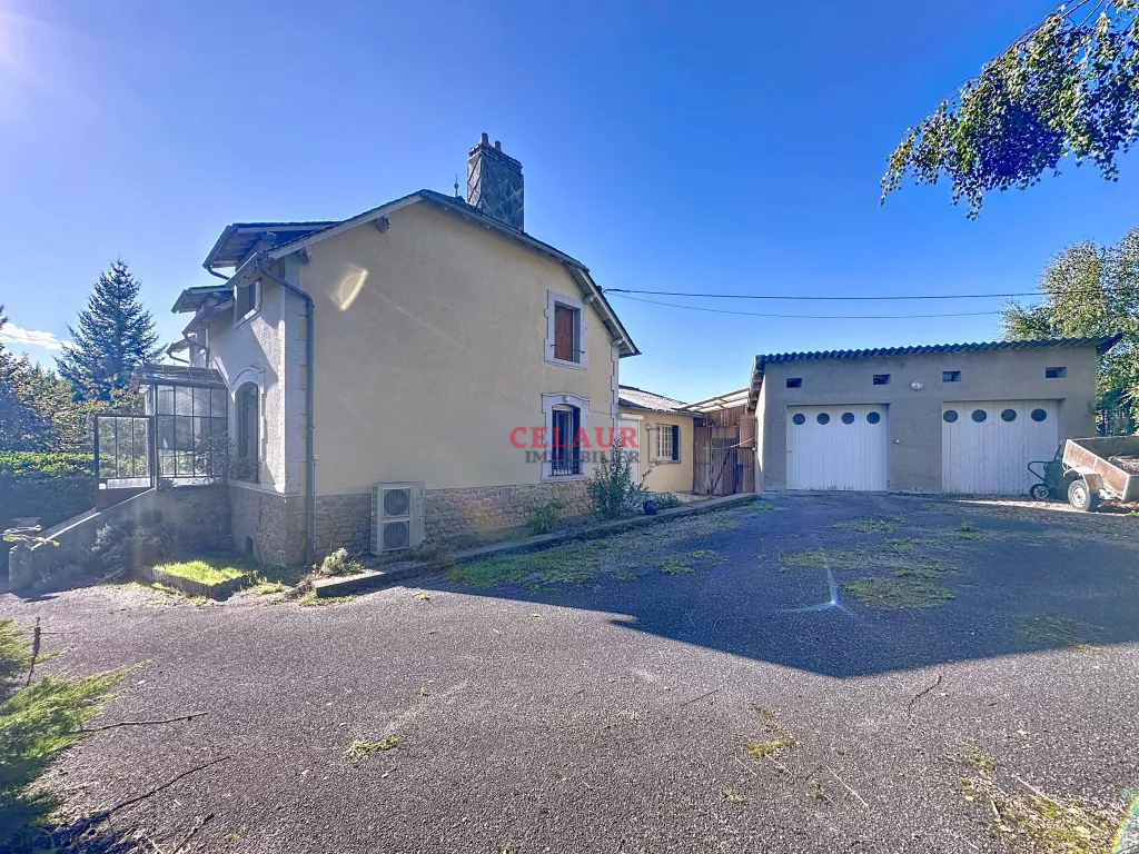 MAISON FAMILIALE AVEC JARDIN ARBORÉ À CLERGOUX