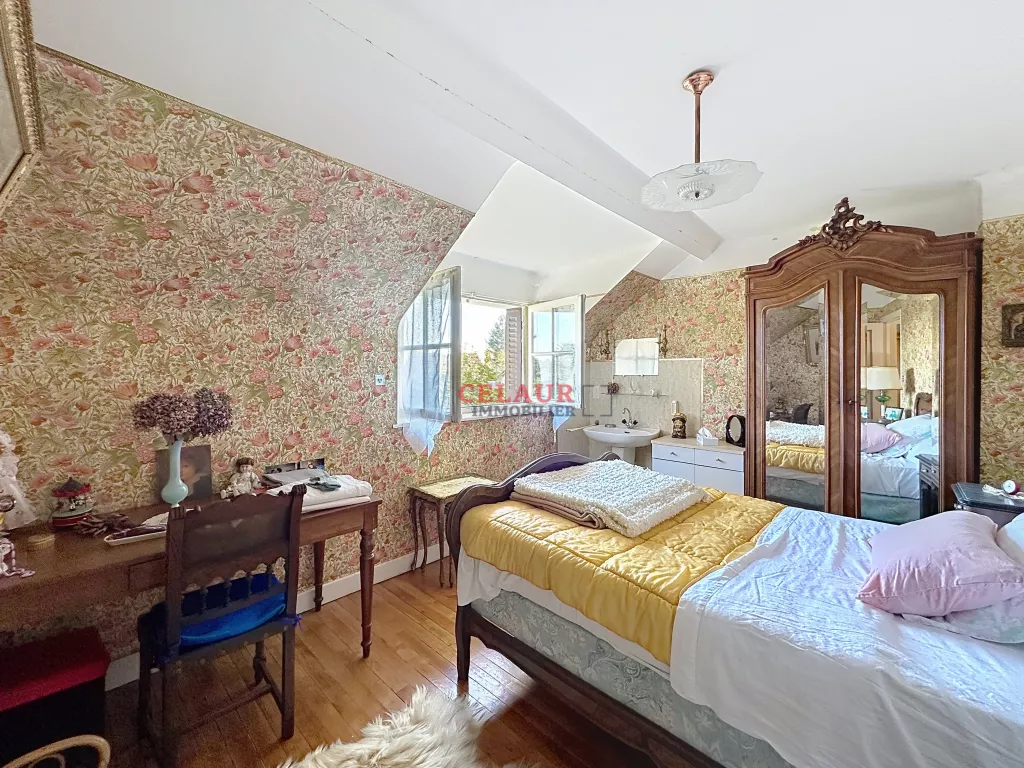 MAISON FAMILIALE AVEC JARDIN ARBORÉ À CLERGOUX