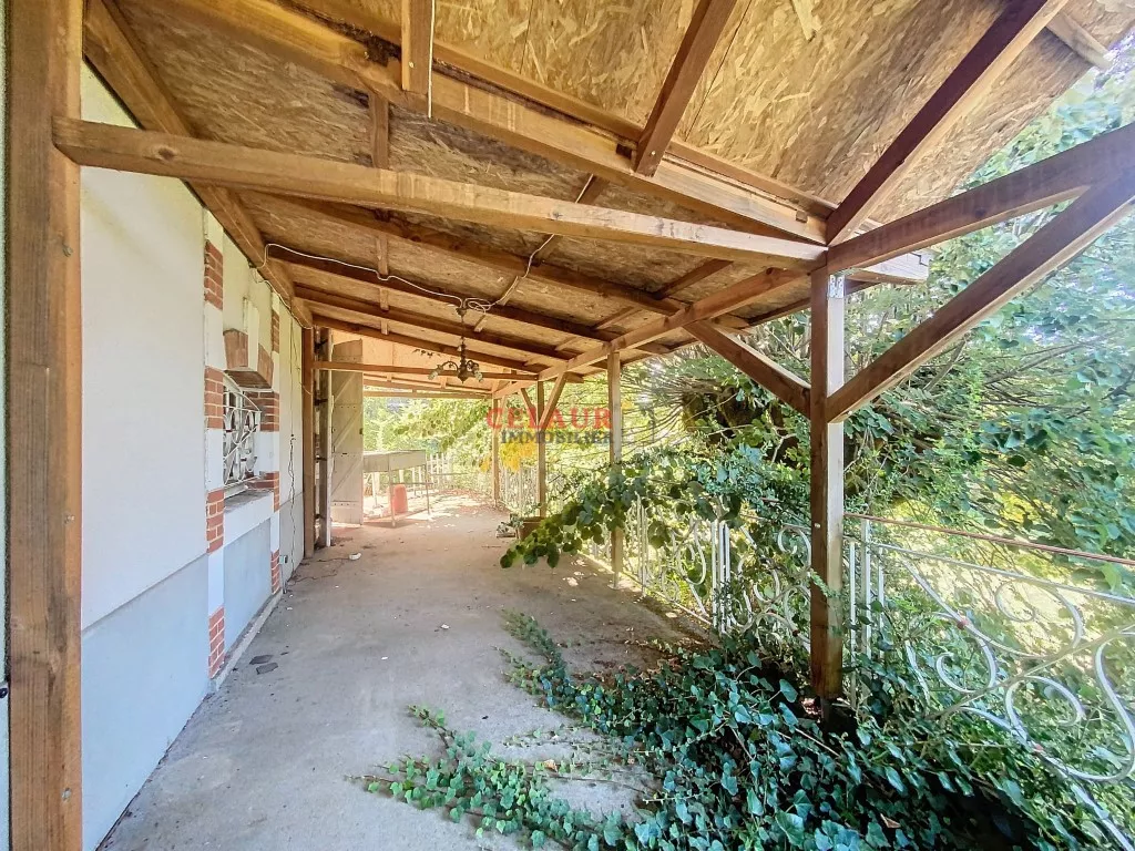 CHARMANTE PROPRIÉTÉ À RÉNOVER