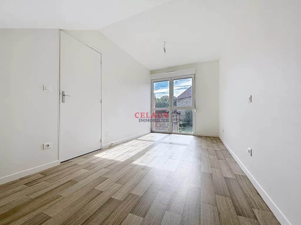 MAISON T6 AVEC JARDIN ET GARAGE