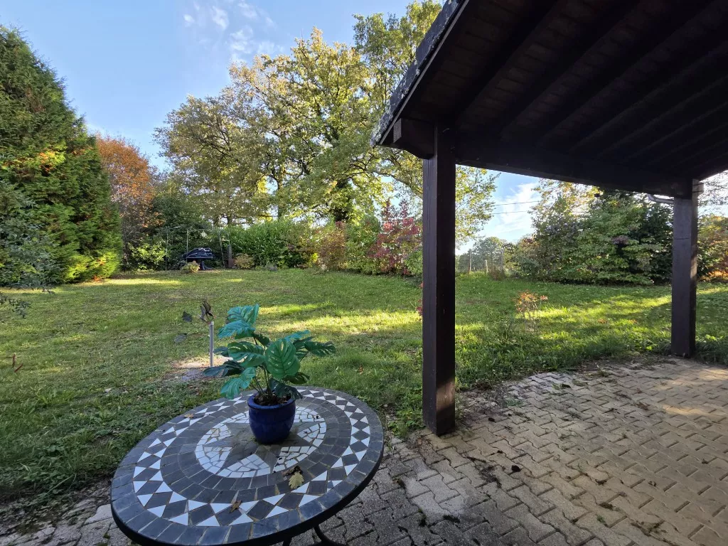 À DEUX PAS DE SEILHAC