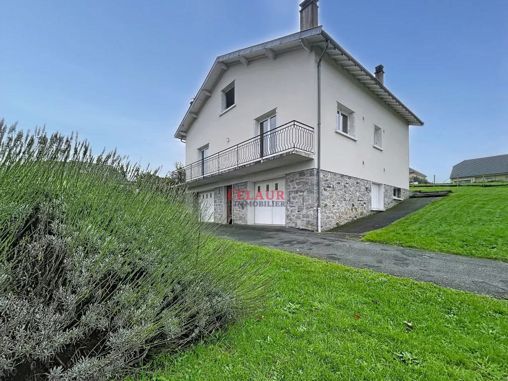 MAISON FAMILIALE 160 M² AVEC TERRAIN ET VUE DÉGAGÉE