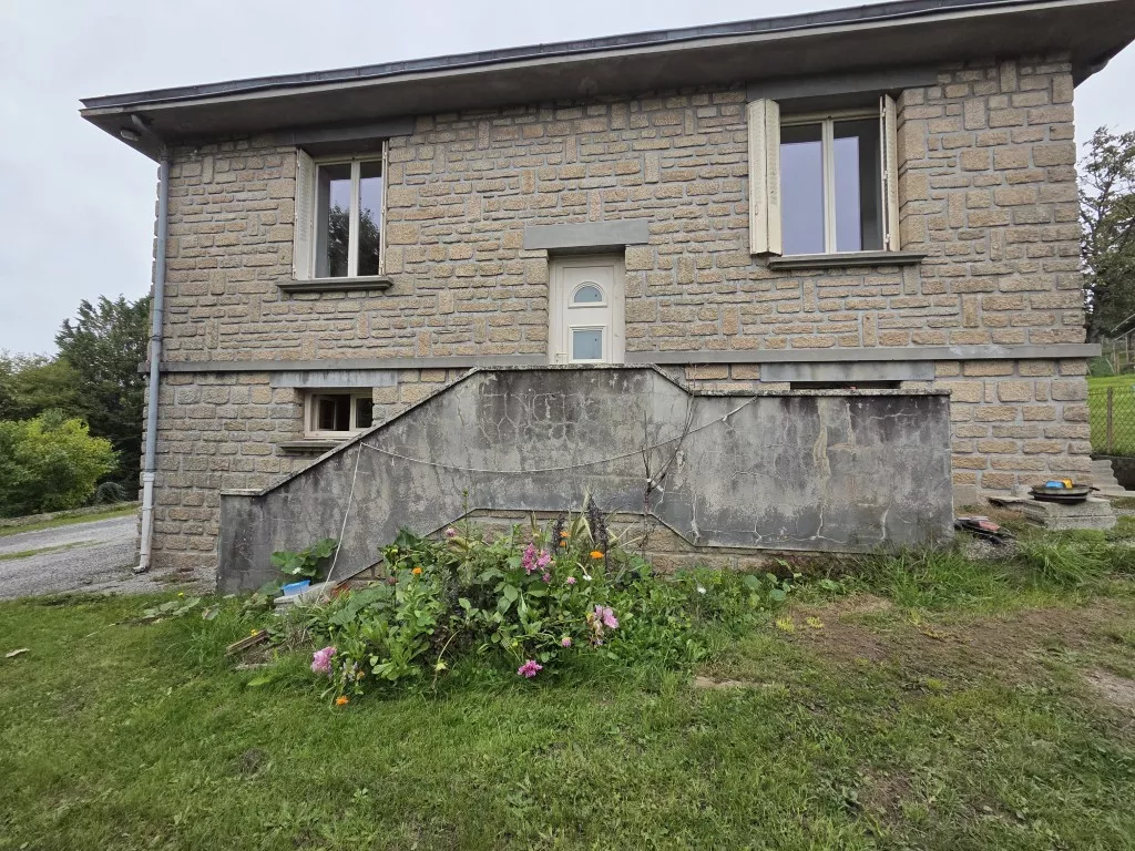 Solide maison à Chamboulive