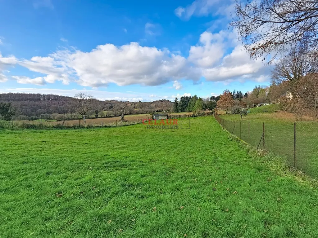 MAISON AVEC TERRASSE ET JARDIN
