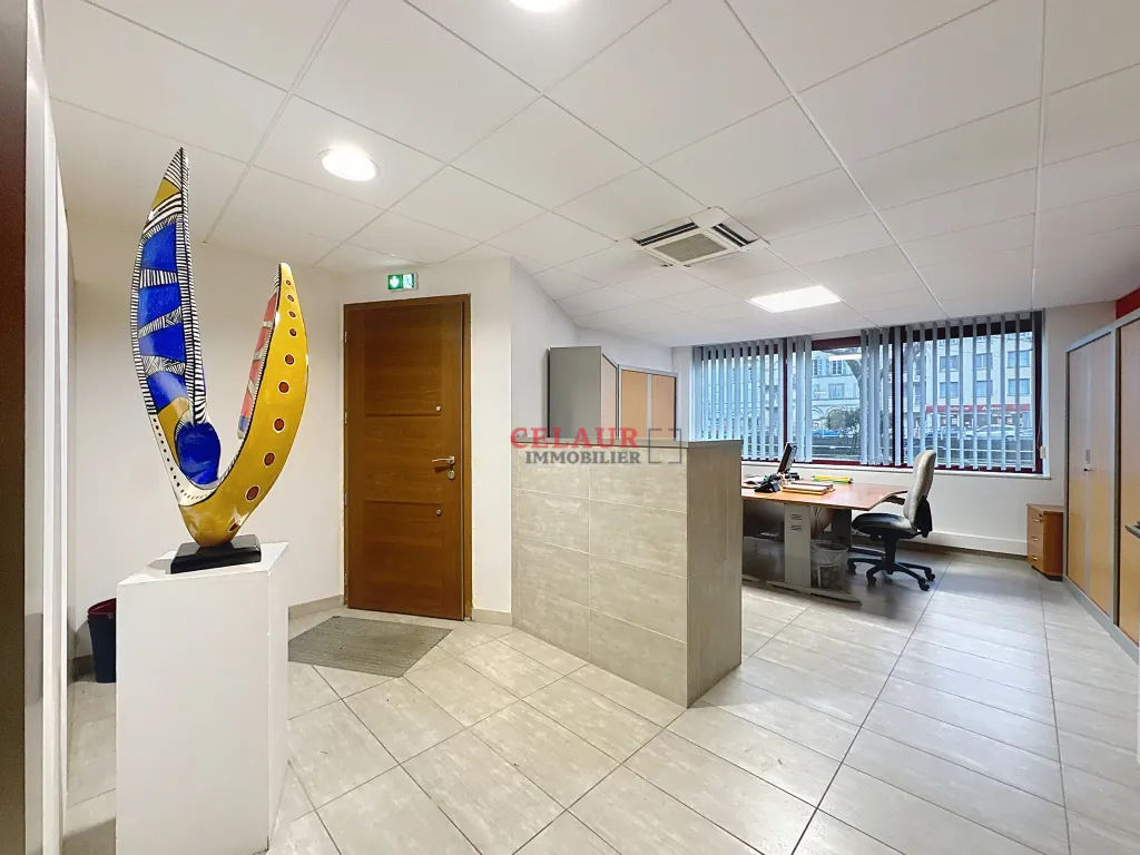 IMMEUBLE DE RAPPORT SUR LES QUAIS