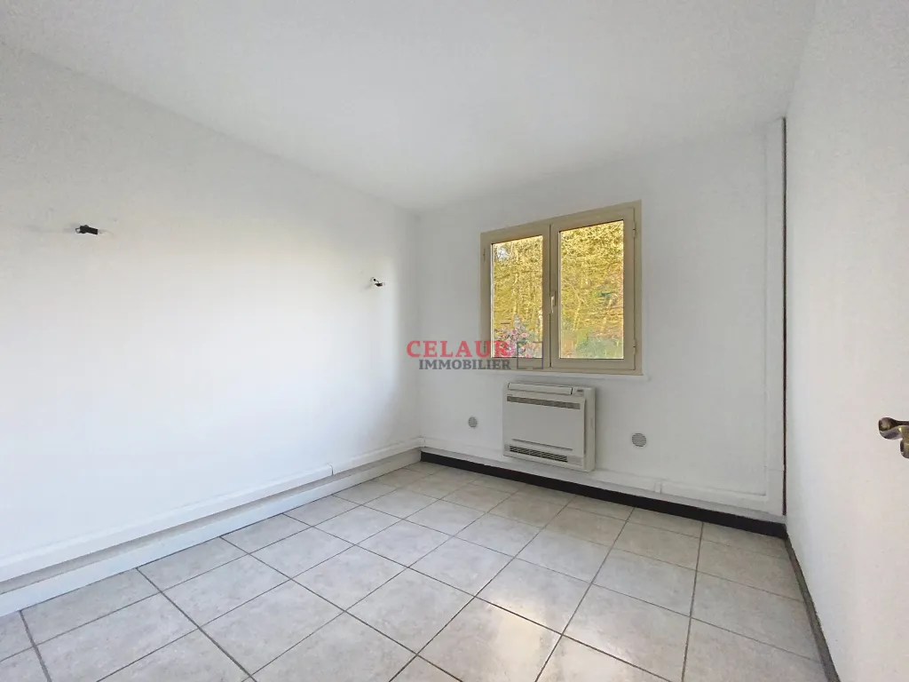 APPARTEMENT SPACIEUX SUR LES HAUTEURS DE TULLE