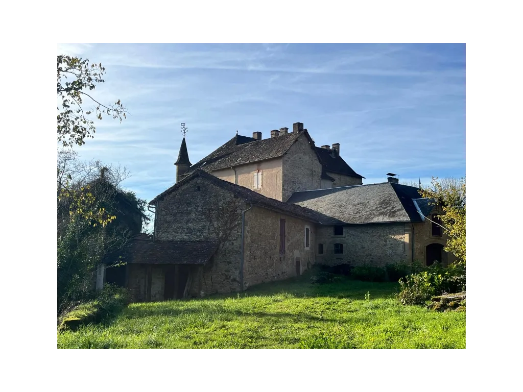 CHATEAU DU XVIIIEME SIECLE SECTEUR SAINT CERE