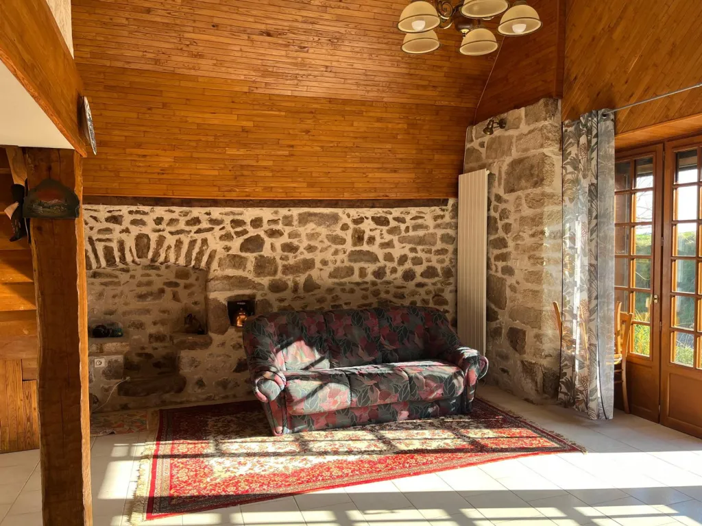MAISON DE CARACTERE