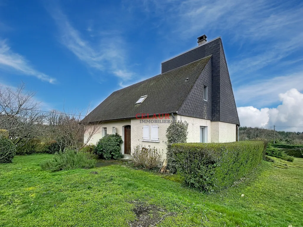 MAISON FAMILIALE AVEC VUE D&Eacute;GAG&Eacute;E