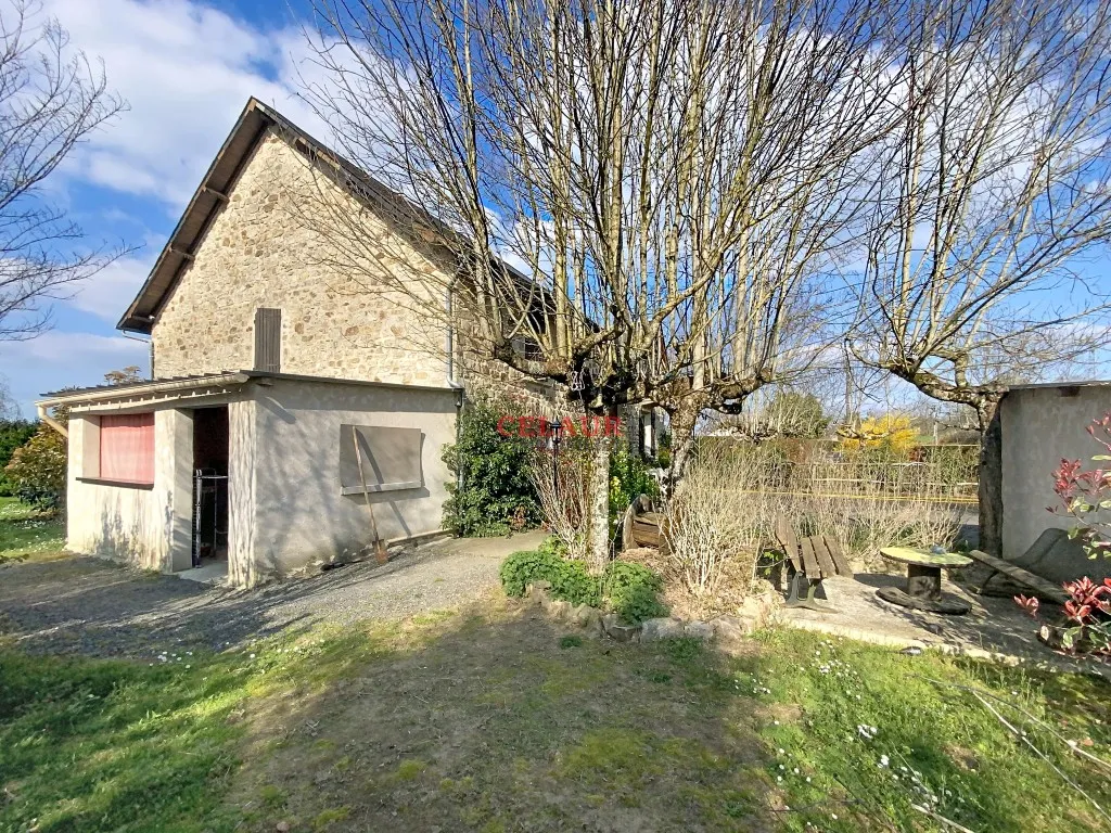 PROPRI&Eacute;T&Eacute; SUR PLUS D'UN HECTARE