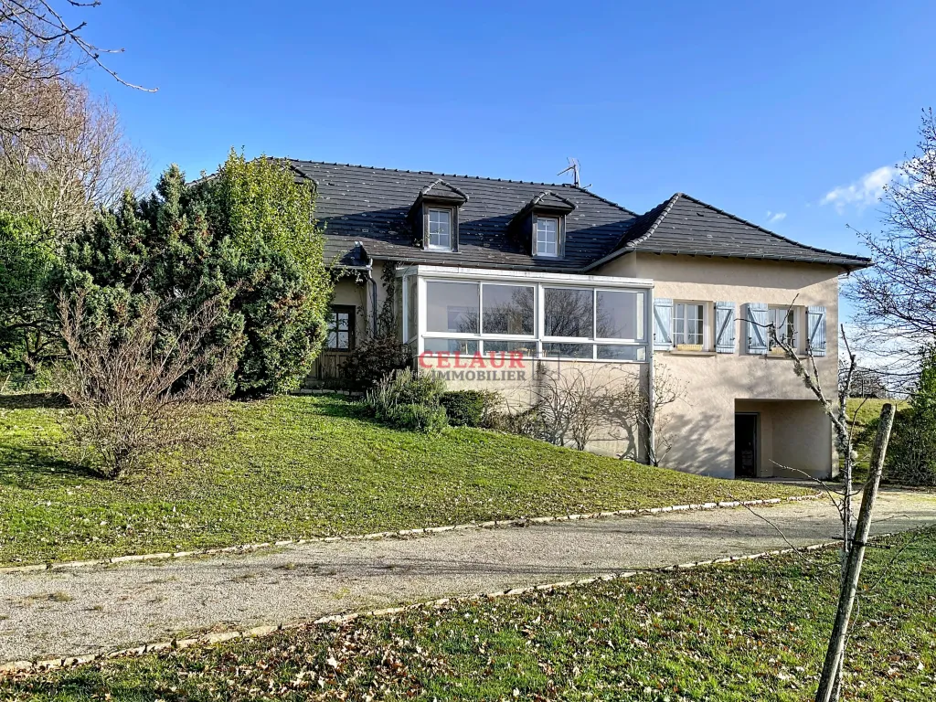 SUPERBE MAISON FAMILIALE DE 187 M&sup2;